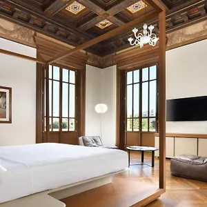 Palazzo Montemartini Rome, A Radisson Collection Отель