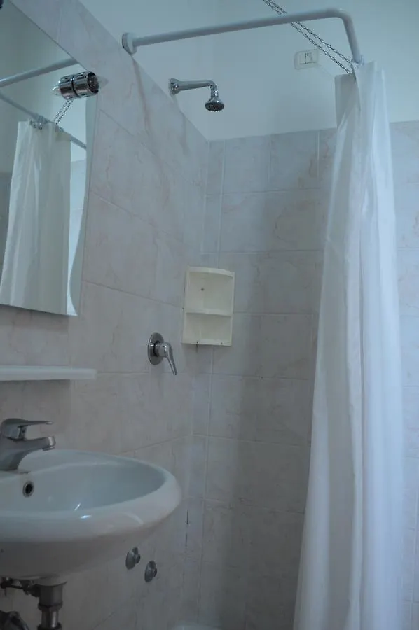 Hotel Casa Per Ferie Oasi San Giuseppe Roma 3*,