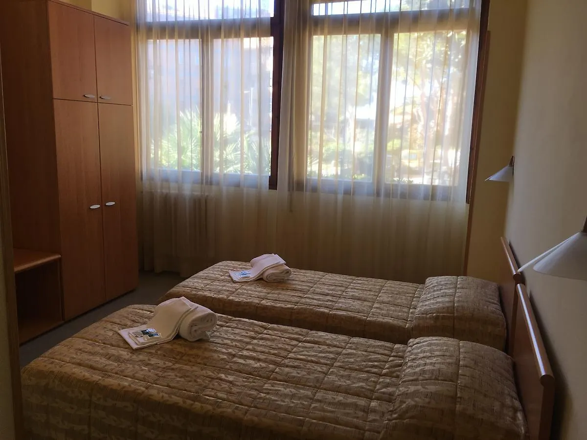 Casa Per Ferie Oasi San Giuseppe 호텔 로마